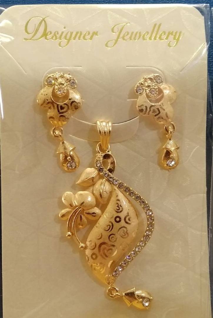 Gold Plated Daily Wear Pendant And Earring Set