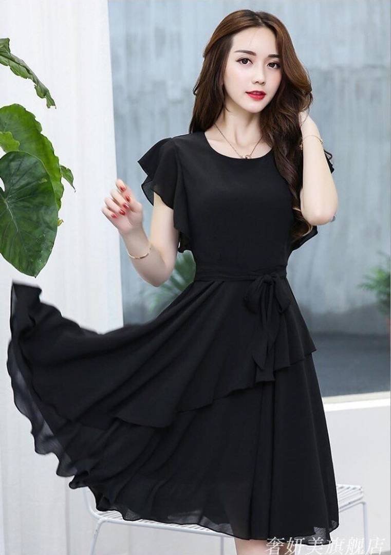 Women's Black Georgette Solid Mini Length Dress