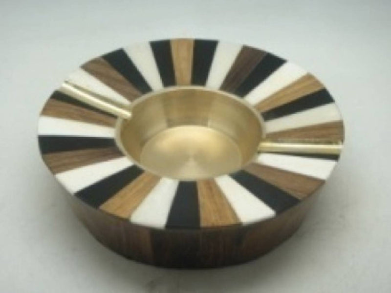 Designer Ash Tray for Home and Office Use