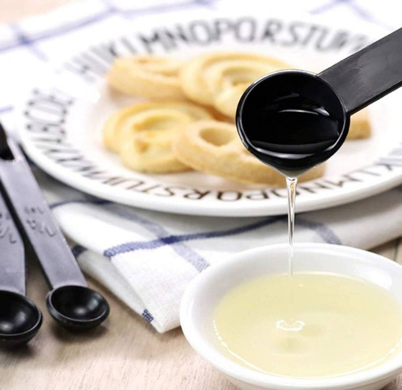 Combo of turntable & 8pc measuring cup &3pc scraper with hand blender